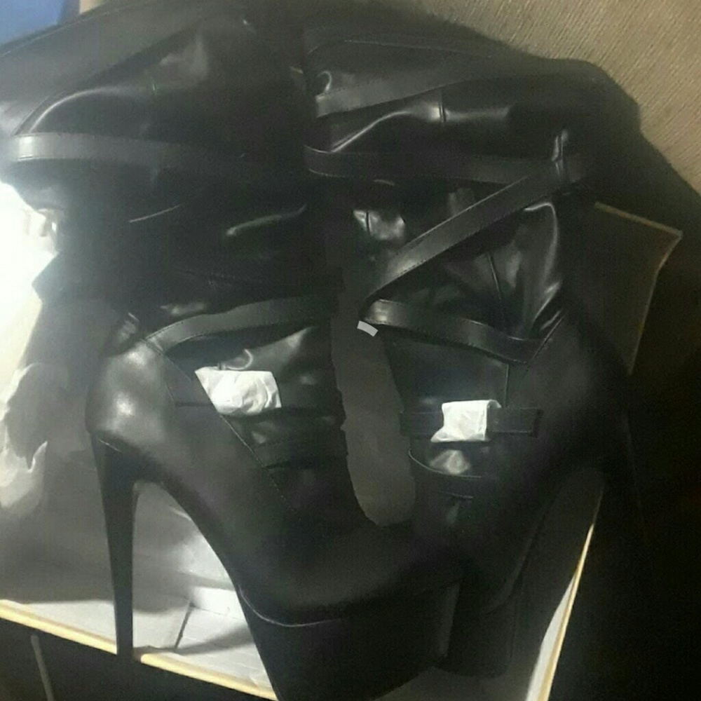 Black five inch leather boots